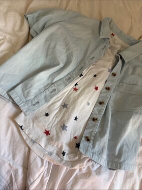 Light Blue Short-Sleeve Button Front Top with Star Print Tee